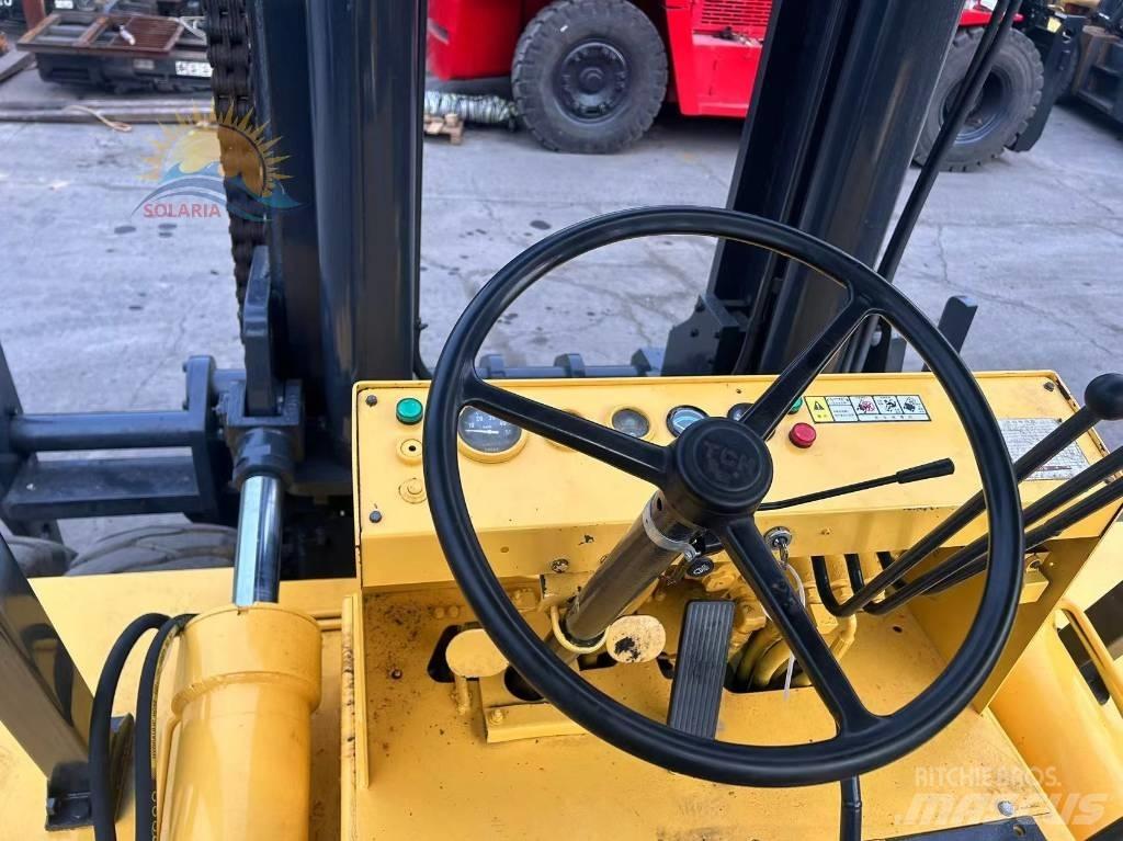 TCM FD 250 شاحنات الديزل