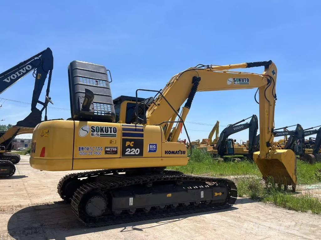 Komatsu 220 حفارات زحافة