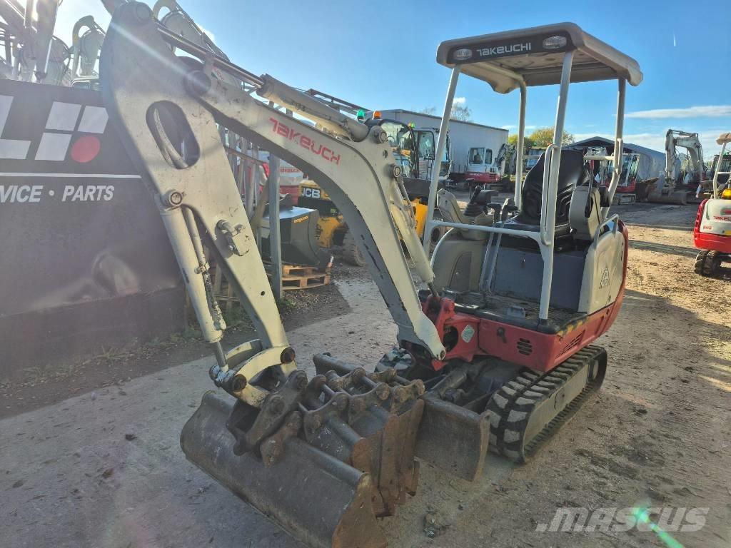 Takeuchi TB 216 حفارات صغيرة أقل من 7 طن (حفارات صغيرة)