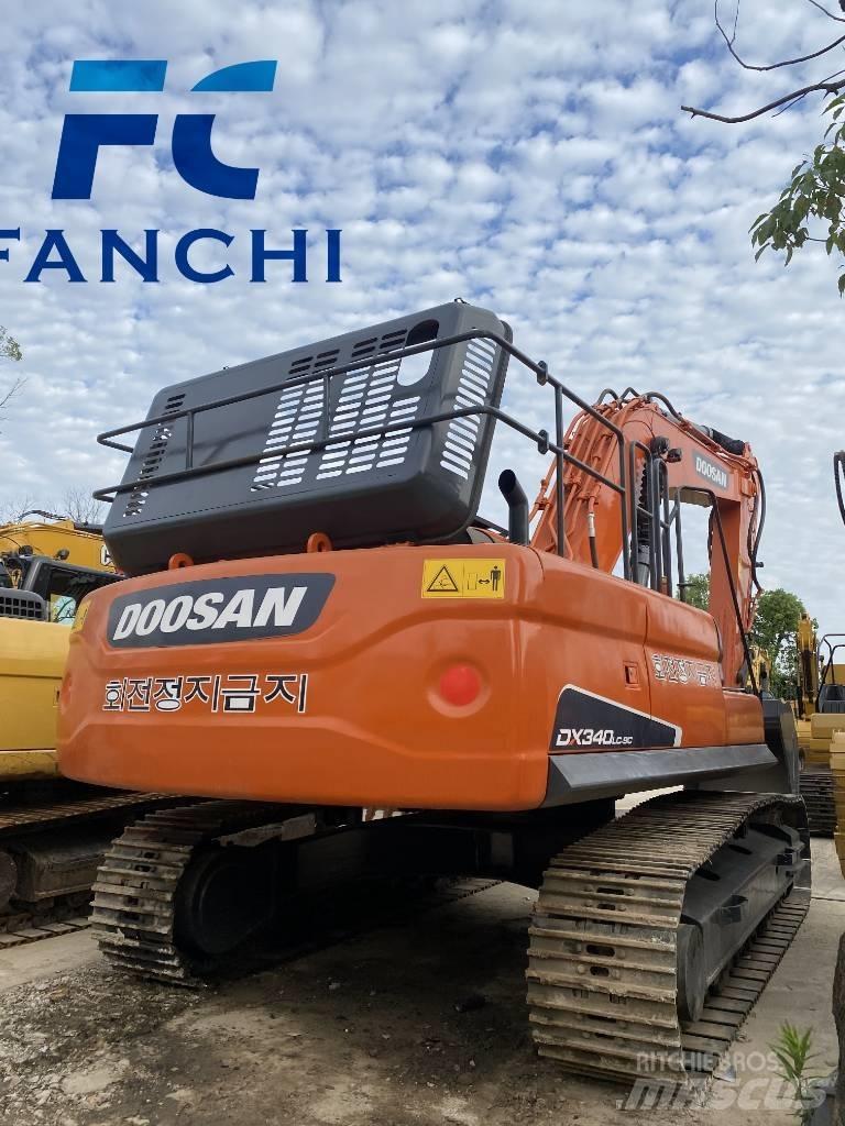 Doosan DX 340 LC حفارات زحافة