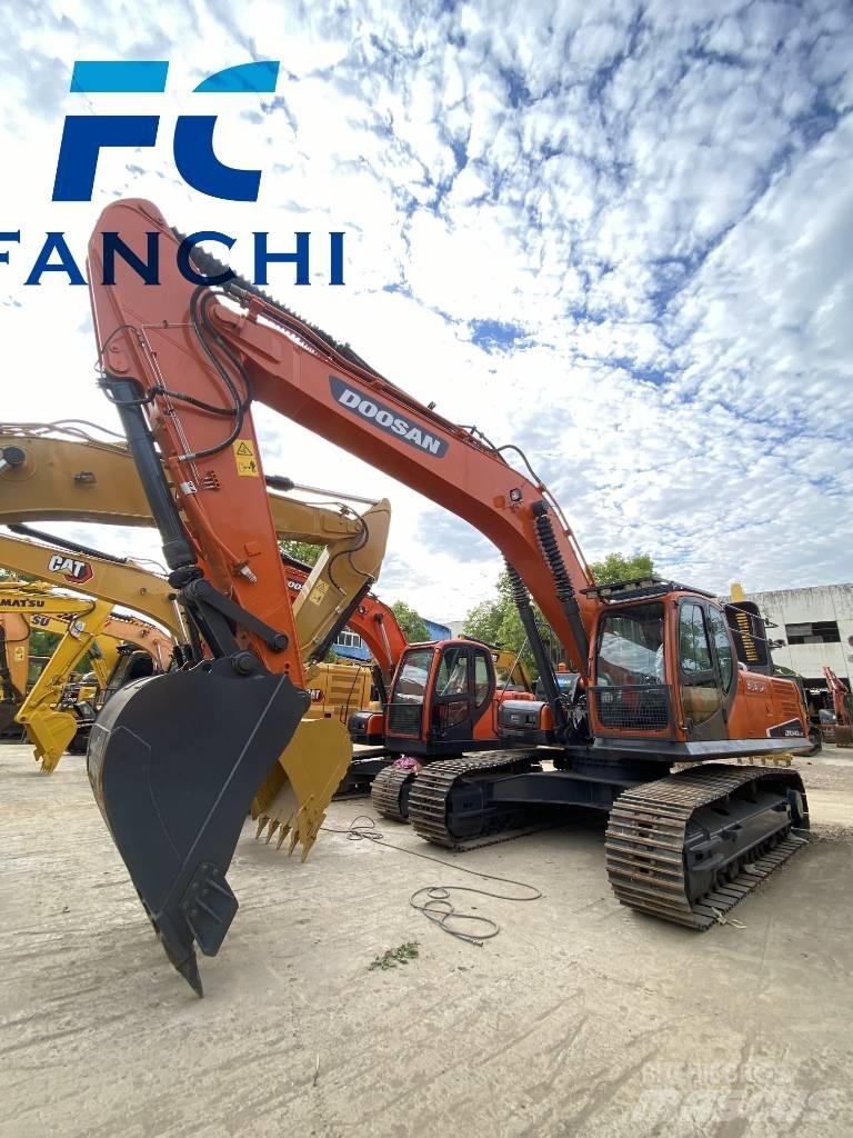 Doosan DX 340 LC حفارات زحافة