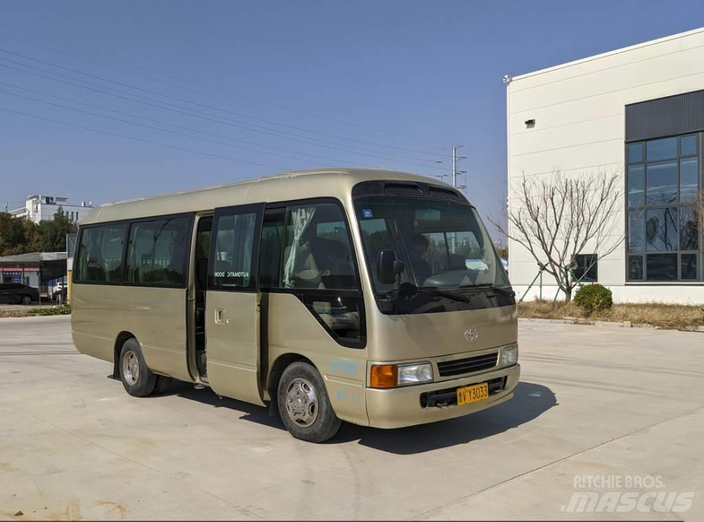 Toyota Coaster Bus حافلة صغيرة