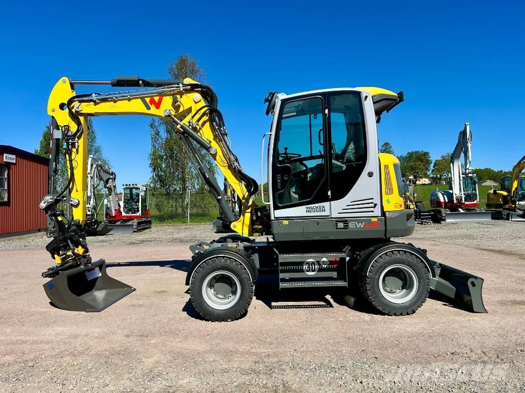Wacker Neuson EW65 حفارات بعجل