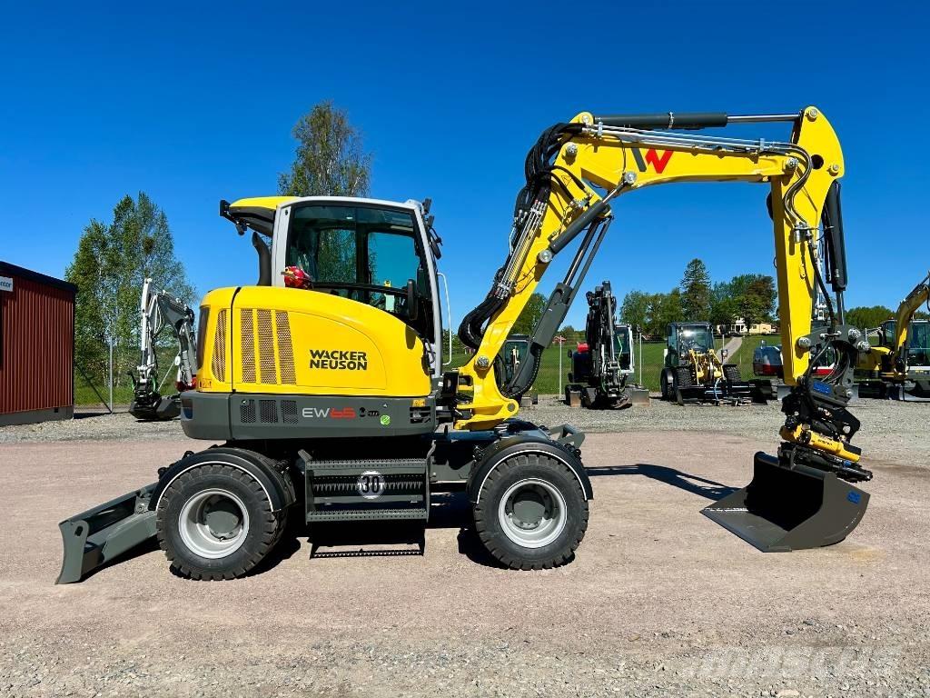Wacker Neuson EW65 حفارات بعجل