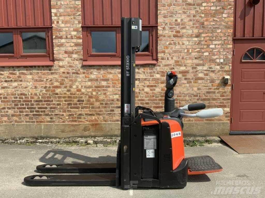 BT SPE 120 L معدات التكديس الجوالة