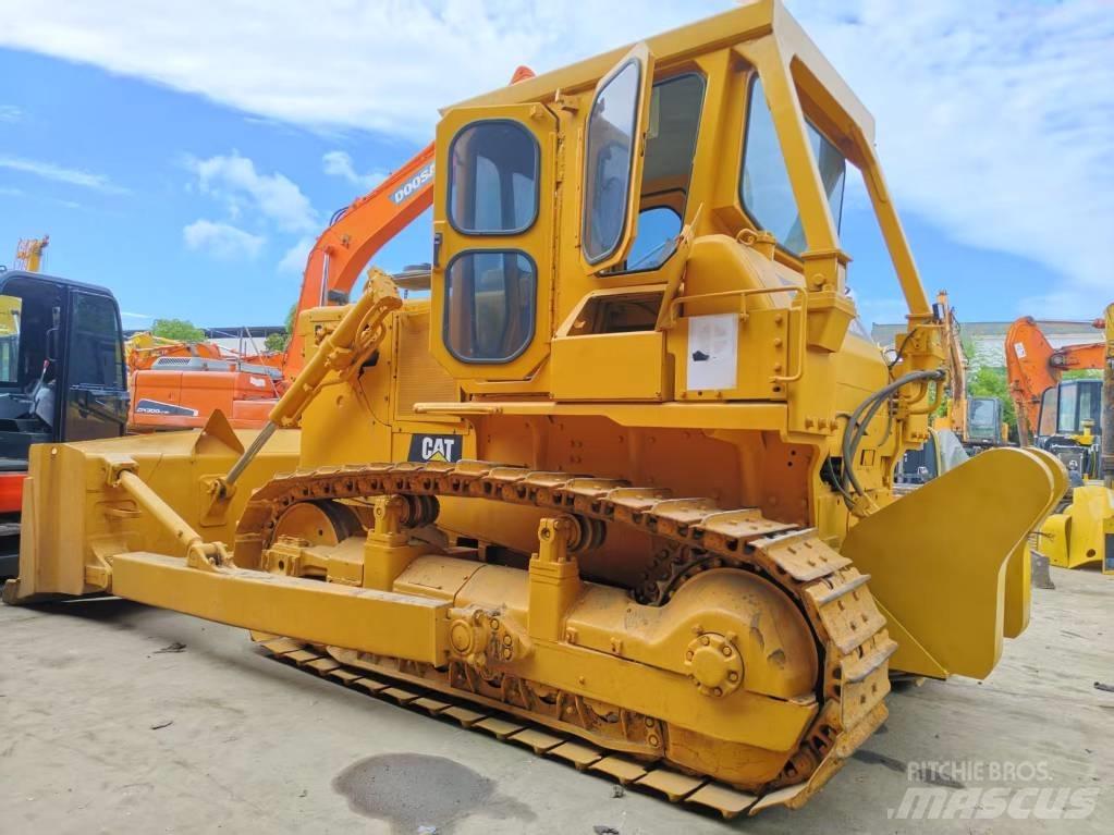 CAT D 7 G معدات تمهيد الطرق