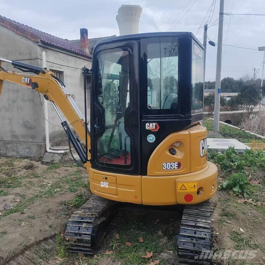 CAT 303 E حفارات زحافة