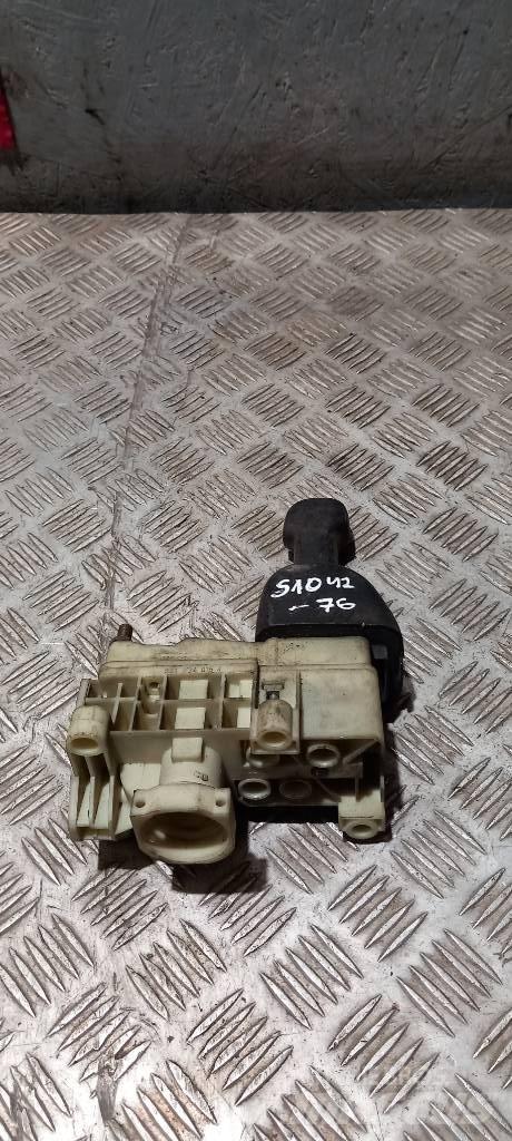 Scania R 420    1774972 كابينة والداخلية