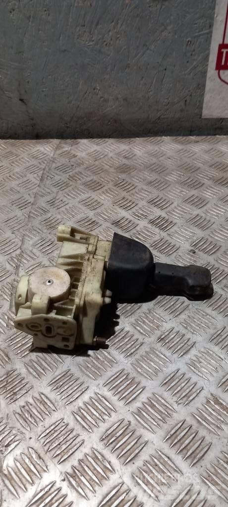 Scania R 420    1774972 كابينة والداخلية