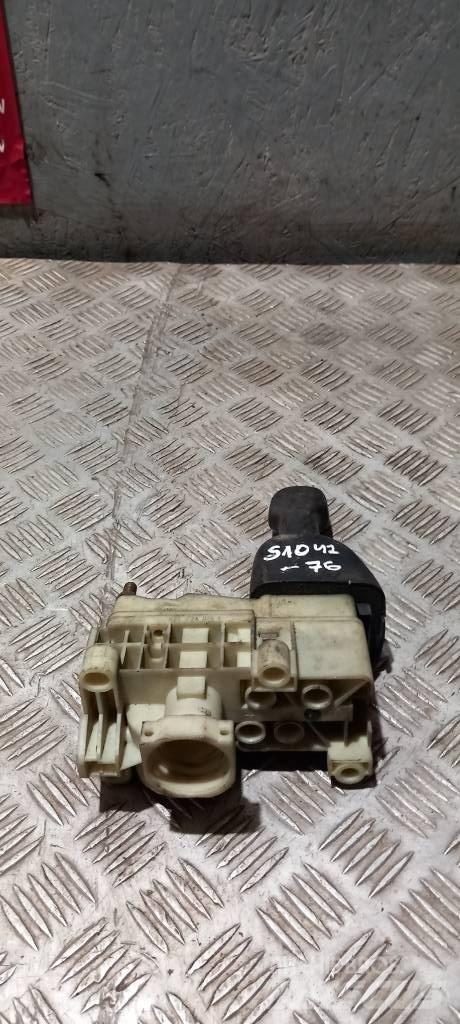 Scania R 420    1774972 كابينة والداخلية
