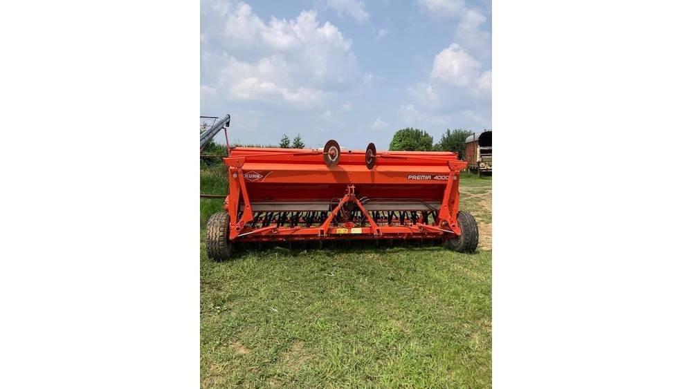 Kuhn 4000 مثاقيب