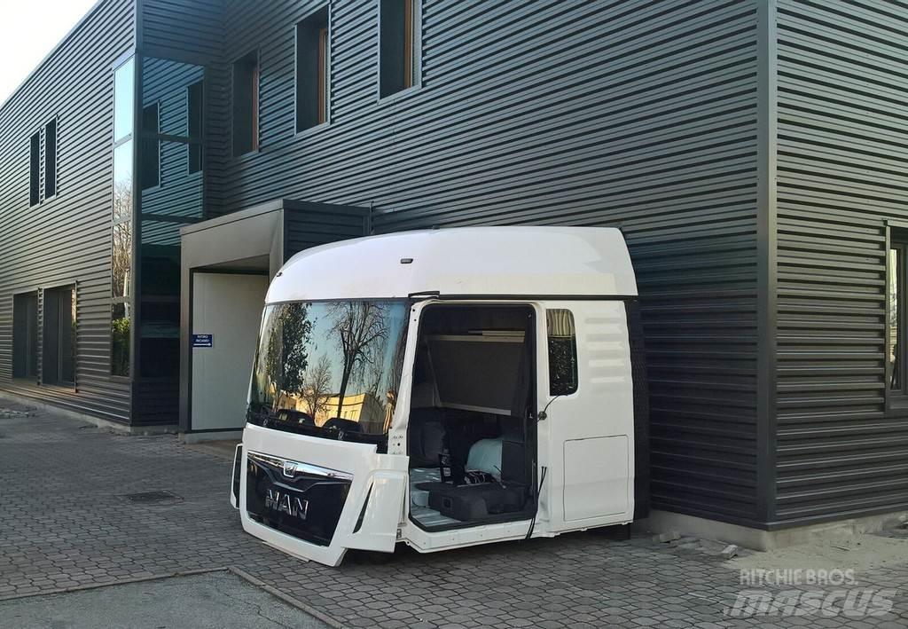 MAN TGX XLX EURO 6 كابينة والداخلية