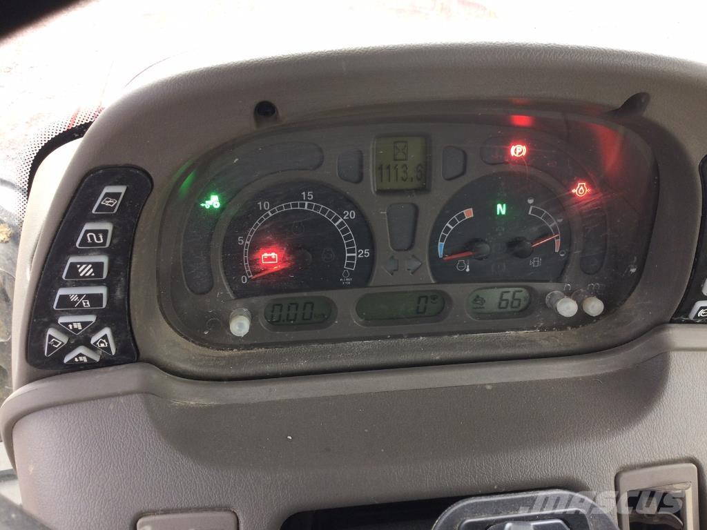 Case IH MAXXUM 125 الجرارات