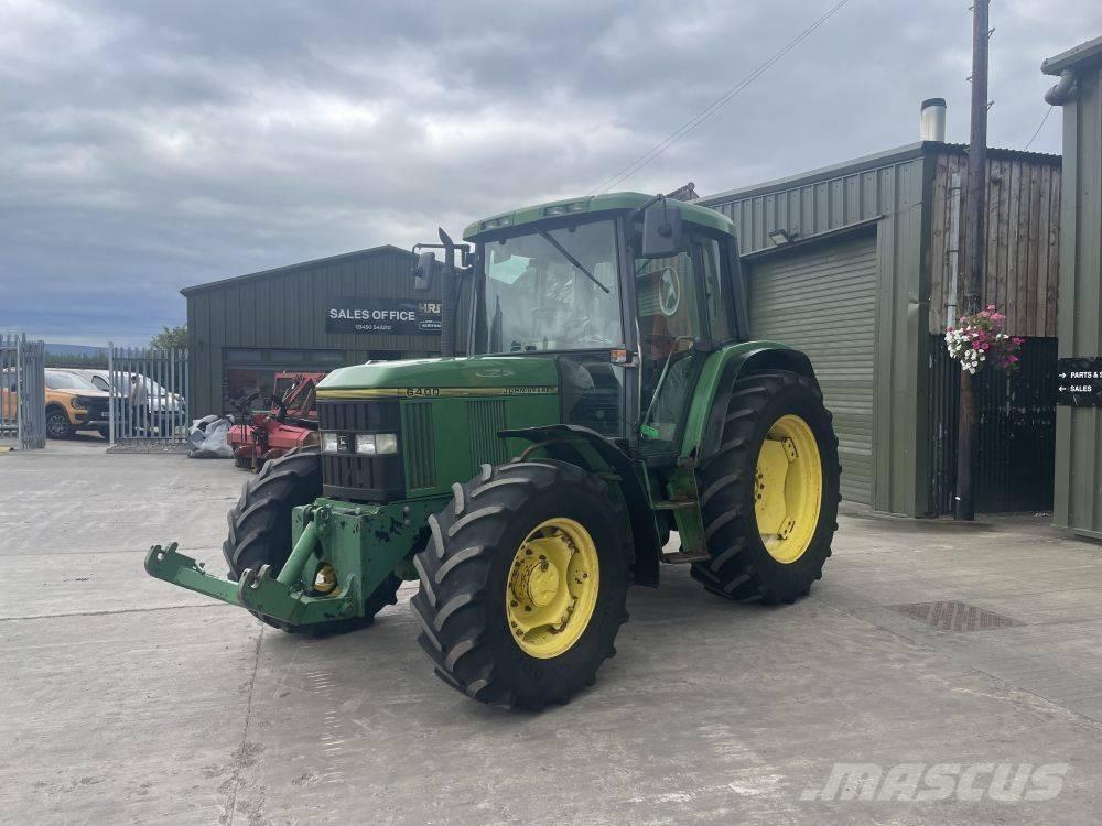 John Deere 6400 الجرارات