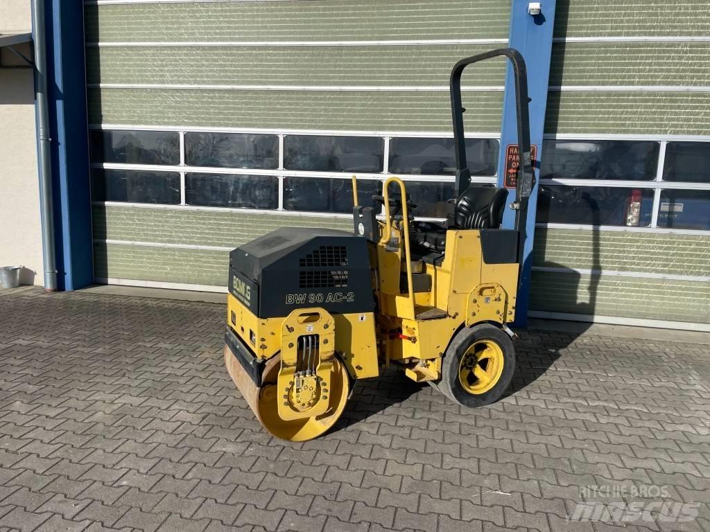 Bomag BW 90 AC-2 مداحل مزدوجة
