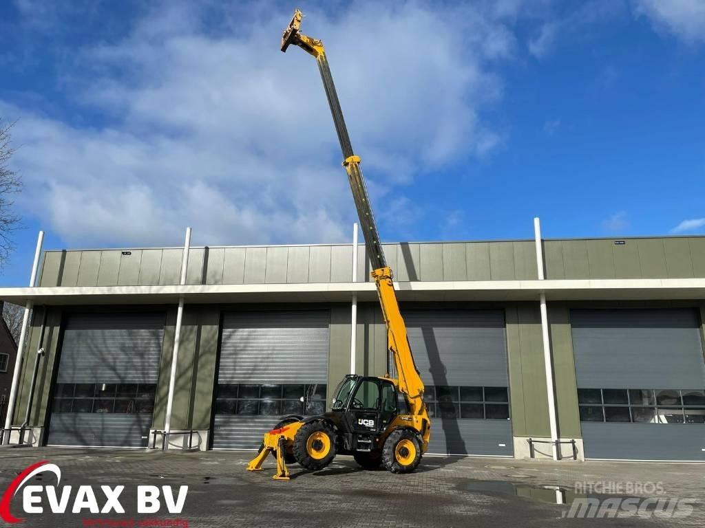 JCB 540-140 Loadall معدات مناولة لأغراض الزراعة