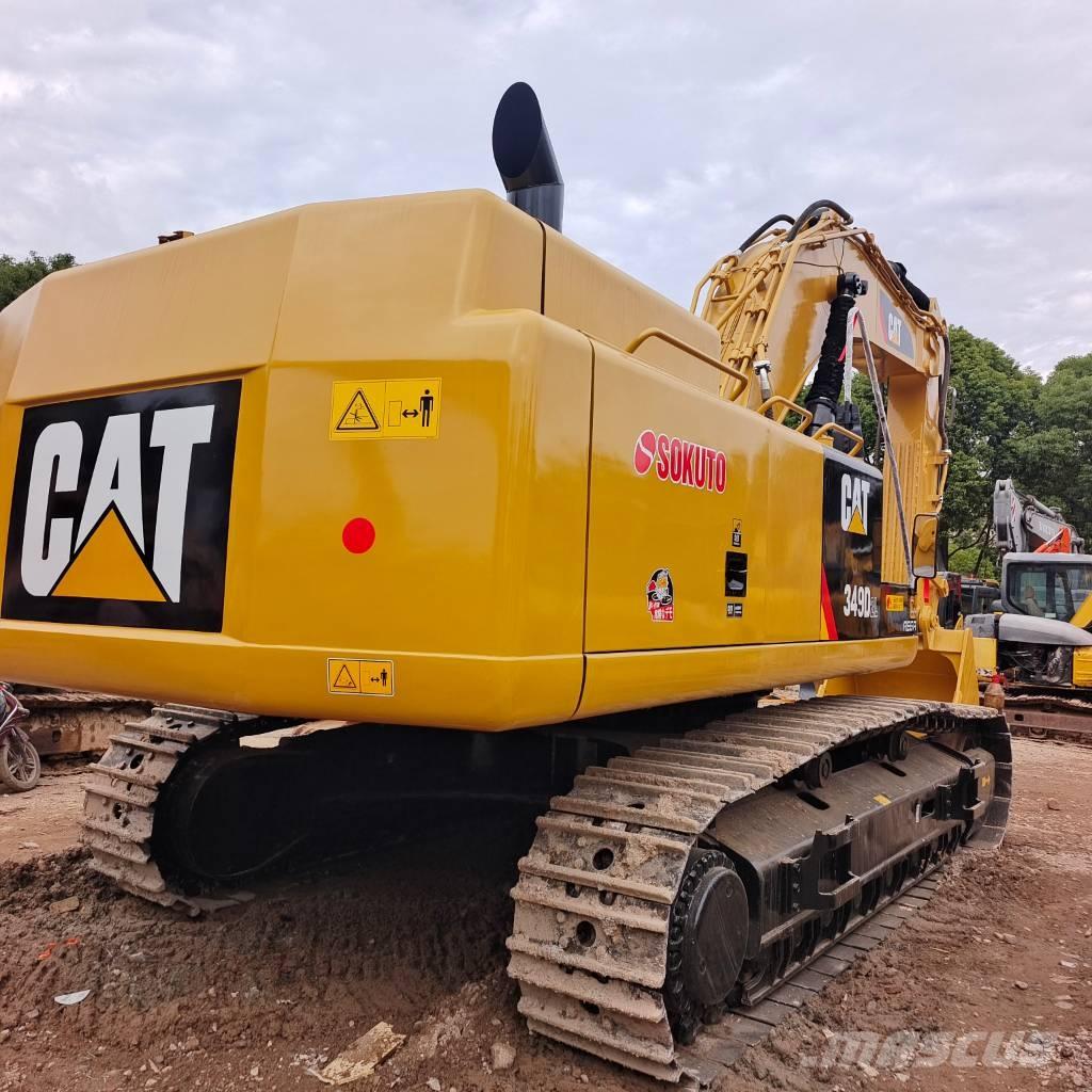 CAT 349 E حفارات زحافة