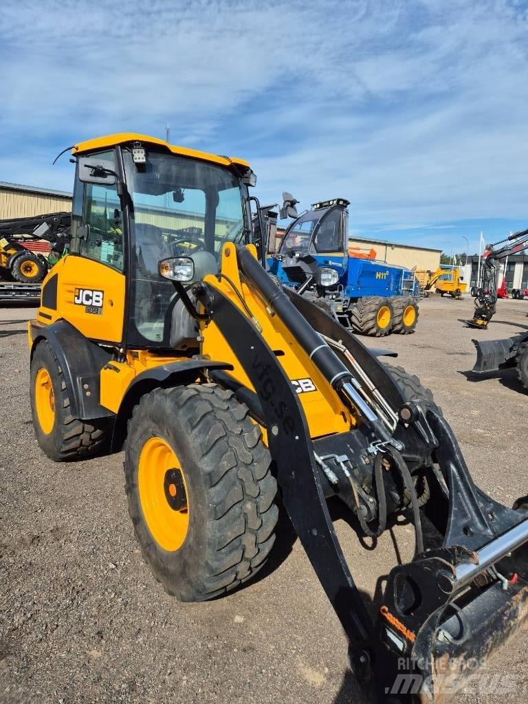 JCB 409 لوادر بعجل
