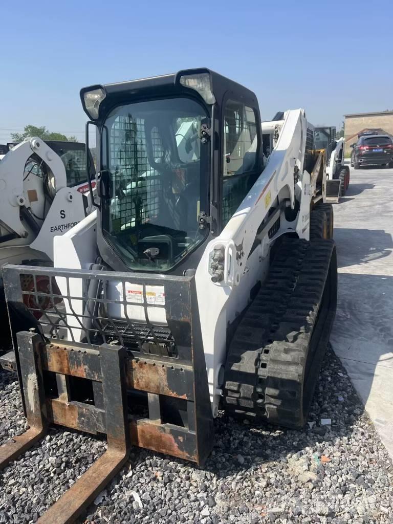 Bobcat T 770 لوادر انزلاقية التوجيه