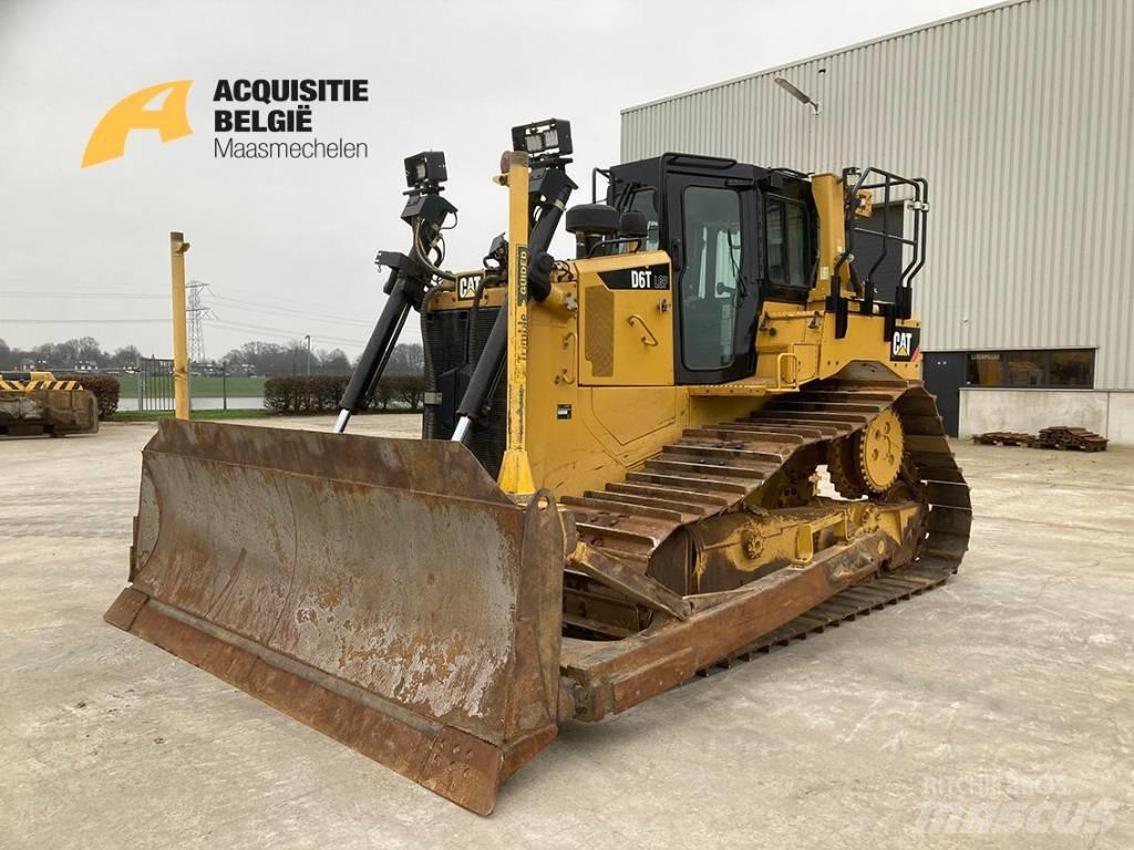 CAT D6T LGP بلدوزرات مجنزرة