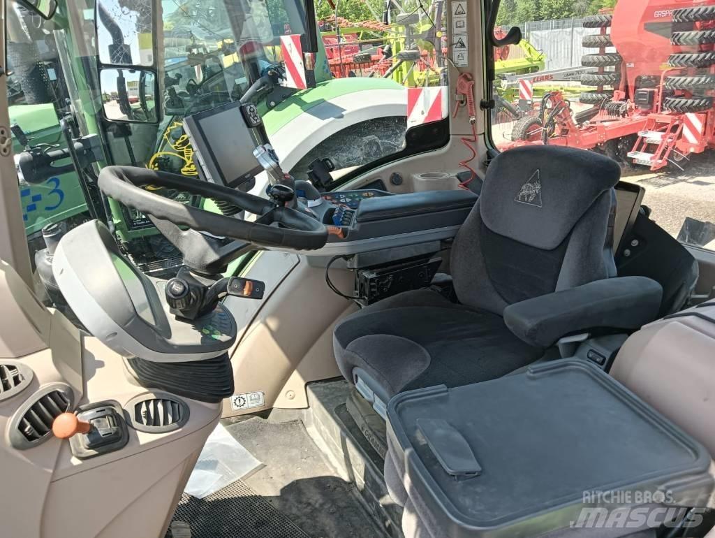 Fendt 718 Vario الجرارات