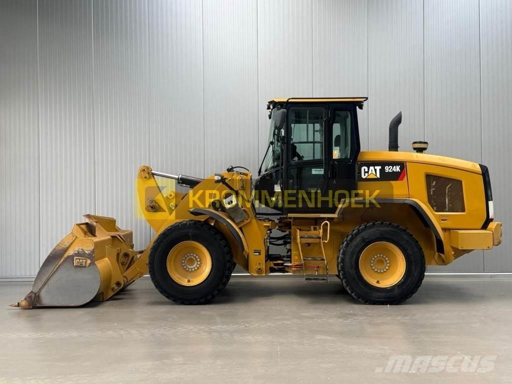CAT 924 K لوادر بعجل