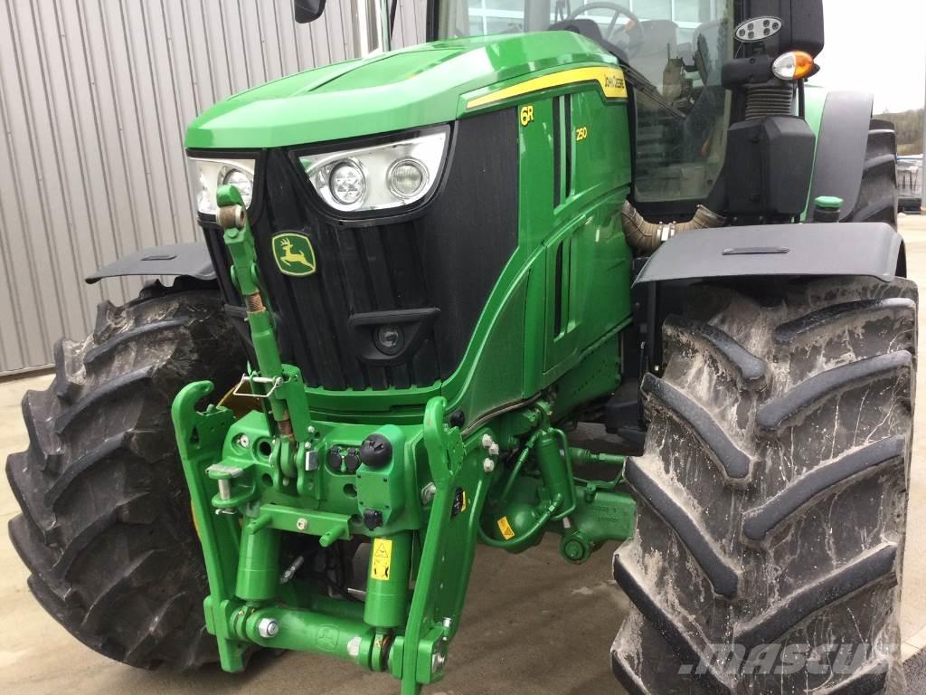 John Deere 6R250 الجرارات