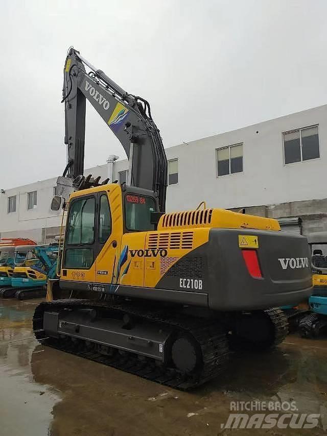 Volvo EC 210 حفارات وسط 7 طن - 12 طن