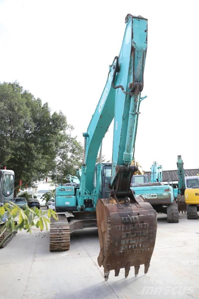 Kobelco SK 210-8 حفارات زحافة