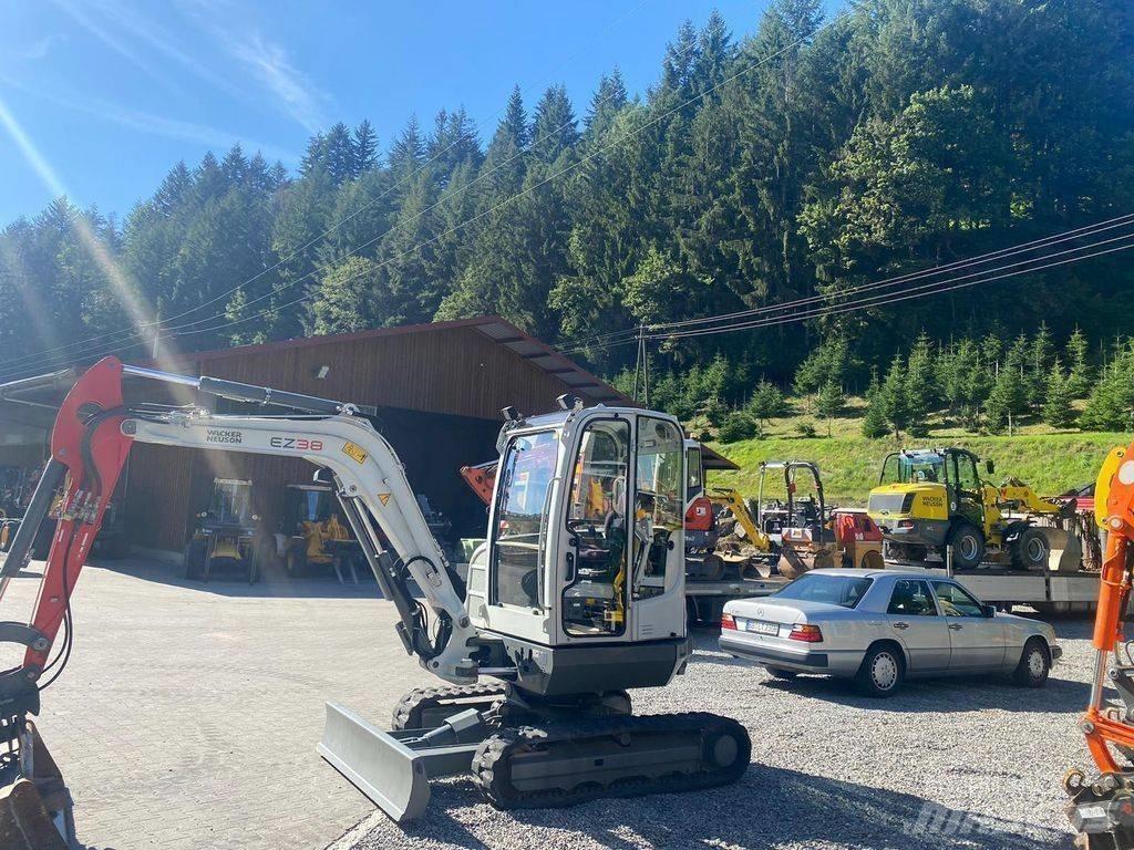 Wacker Neuson EZ 38 حفارات صغيرة أقل من 7 طن (حفارات صغيرة)