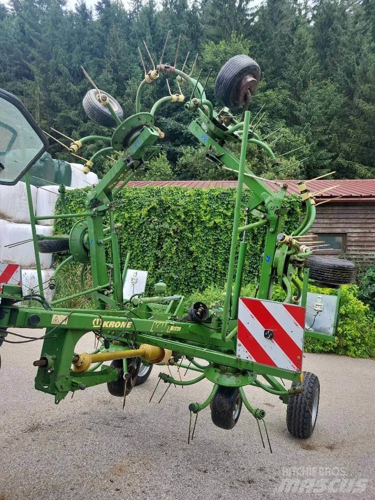 Krone KWT 7.82 مكابس وميبسات التبن
