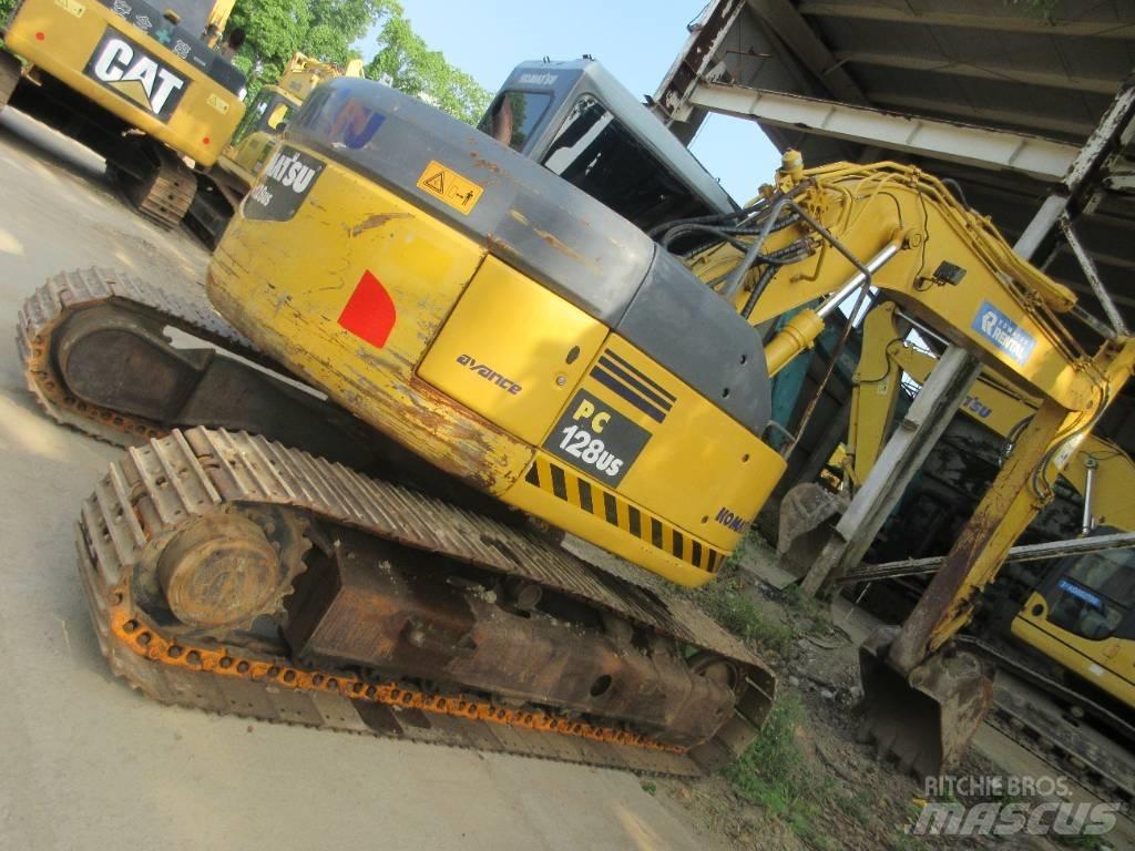 Komatsu PC 128 US حفارات زحافة