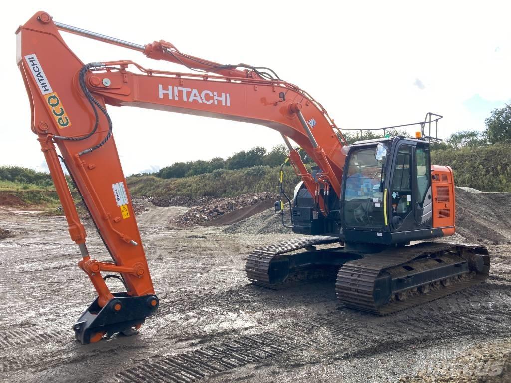 Hitachi ZX225USLC-6 حفارات زحافة