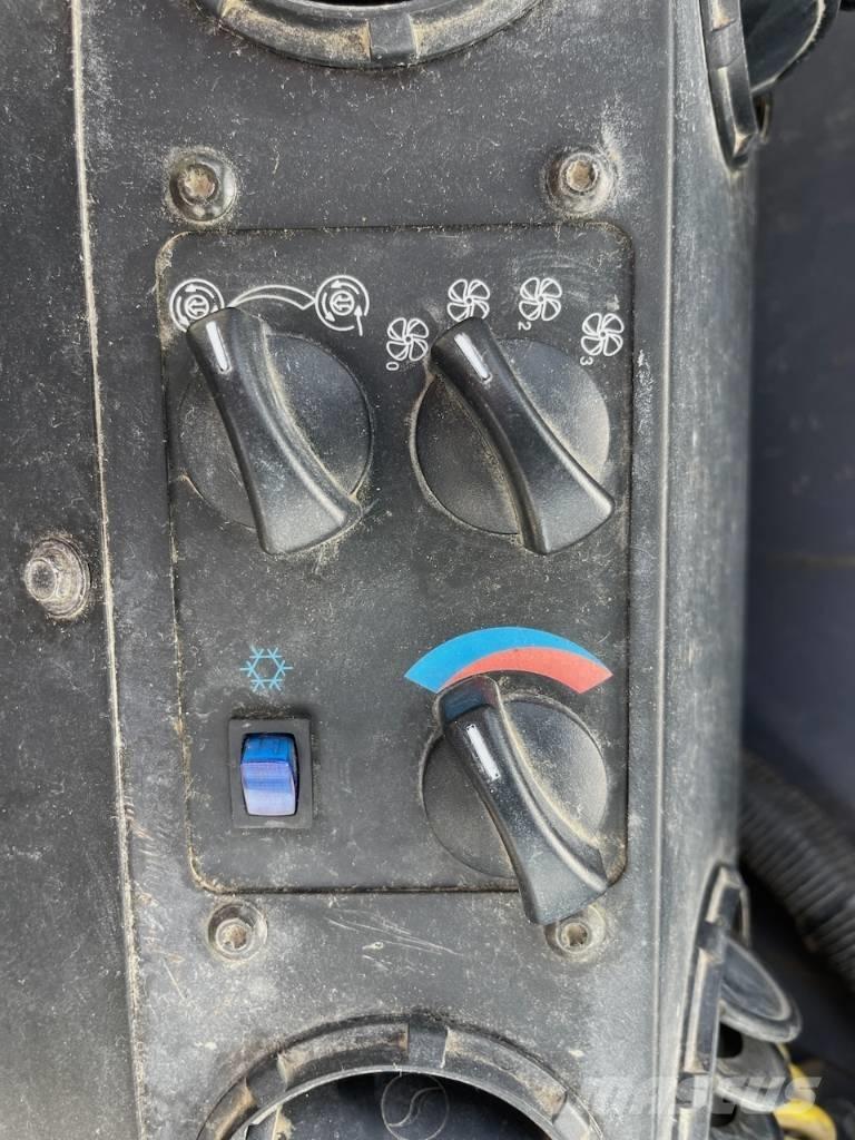 Wirtgen WR 2500 S معدات إعادة تدوير الأسفلت