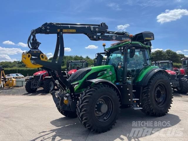 Valtra T235A الجرارات
