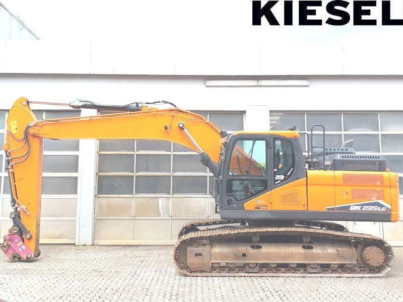 Doosan DX 235 LC-7 حفارات زحافة