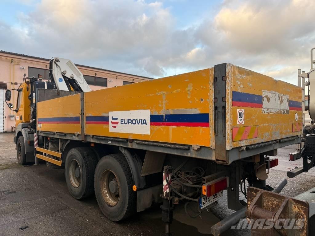 Renault Kerax 370.34 شاحنات الرافعات