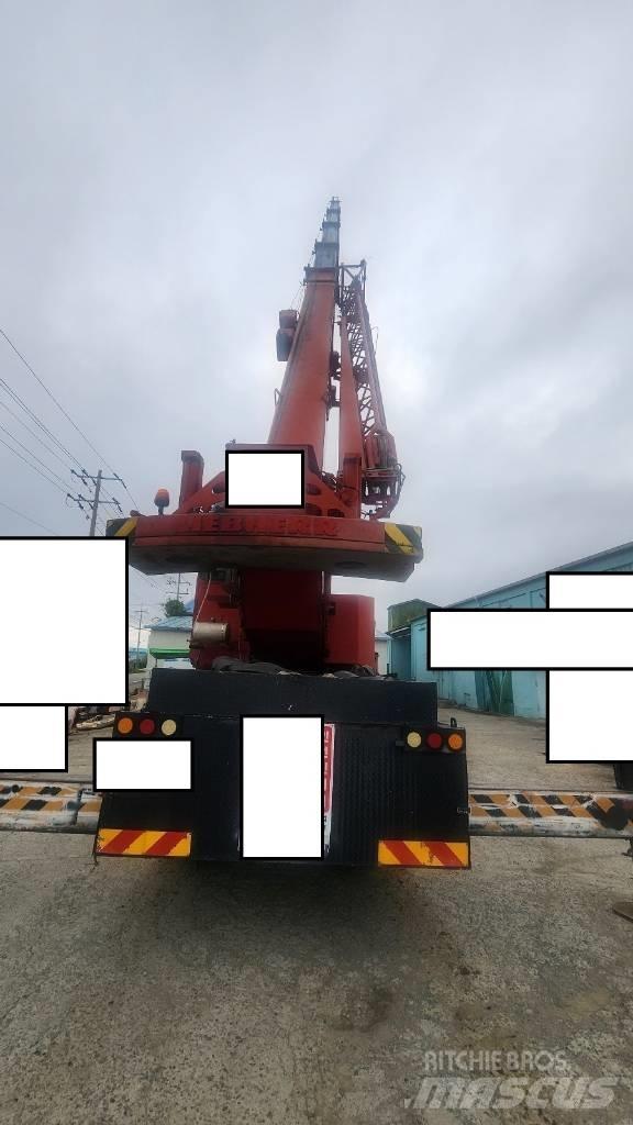 Liebherr LTM 1055-1 رافعات صالحة لكل أنواع الطرق