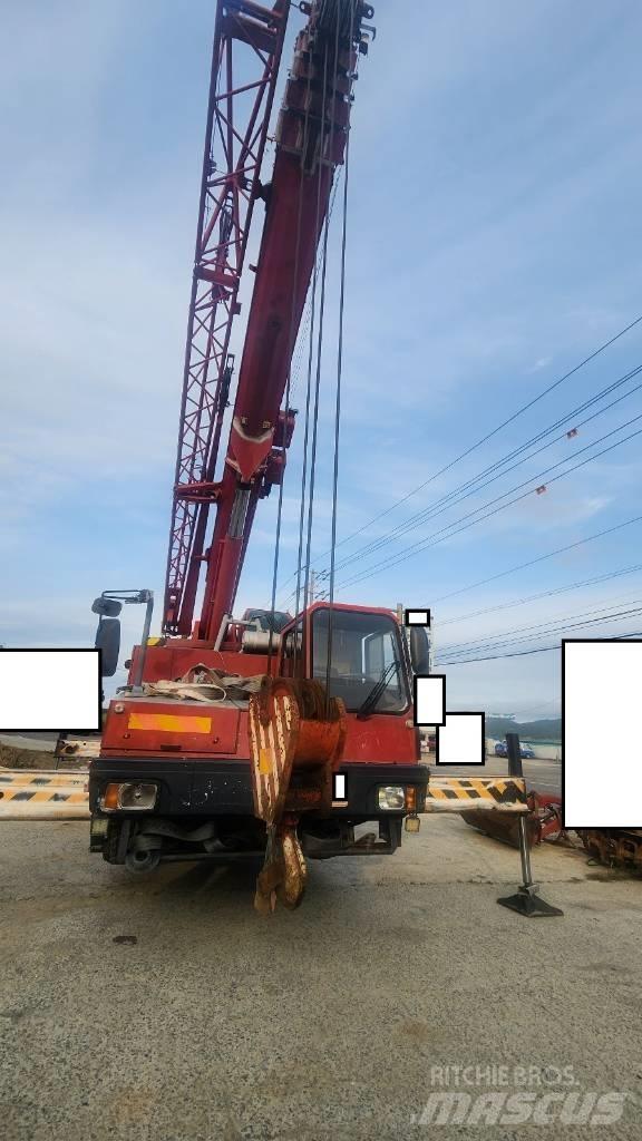 Liebherr LTM 1055-1 رافعات صالحة لكل أنواع الطرق