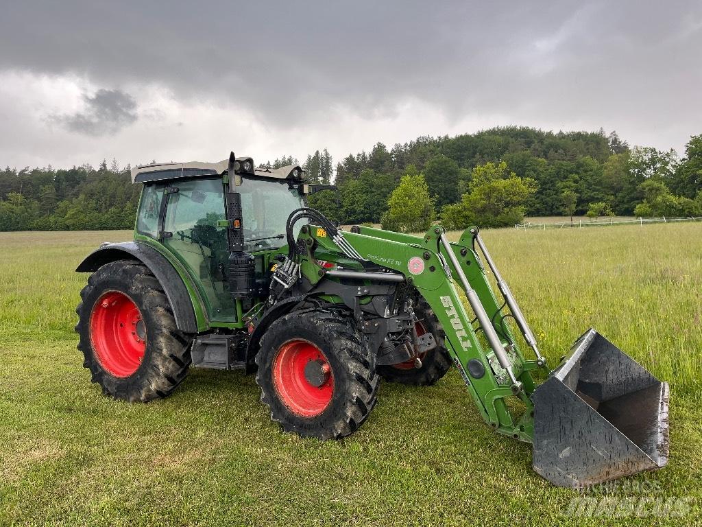 Fendt 211 Vario الجرارات