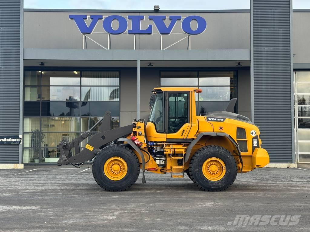 Volvo L 90 H لوادر بعجل