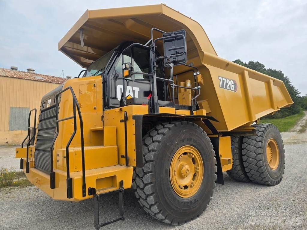 CAT 772G ساحبات مفصلية