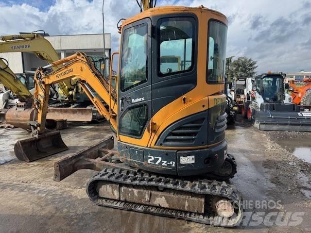 Hyundai Robex 27 Z-9 حفارات صغيرة أقل من 7 طن (حفارات صغيرة)