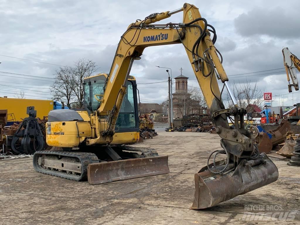 Komatsu PC 88 MR-6 حفارات وسط 7 طن - 12 طن