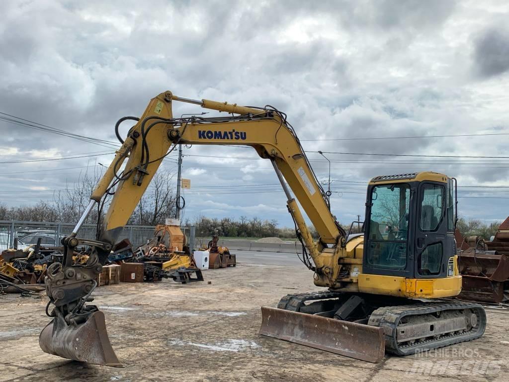 Komatsu PC 88 MR-6 حفارات وسط 7 طن - 12 طن
