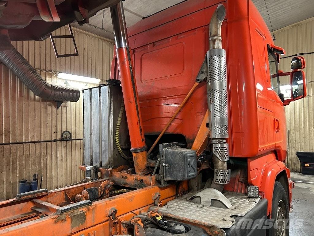 Scania R 520 LB شاحنات قلابة