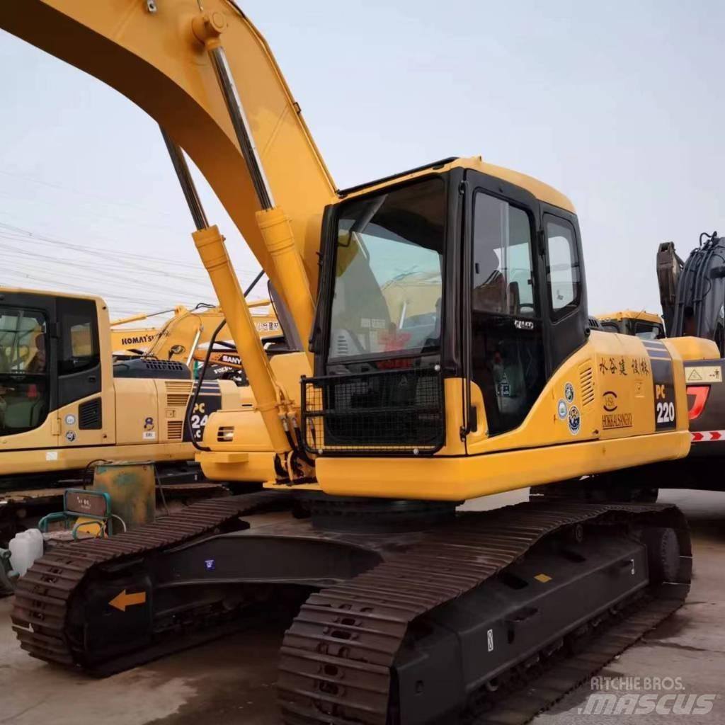 Komatsu PC 220-7 حفارات زحافة