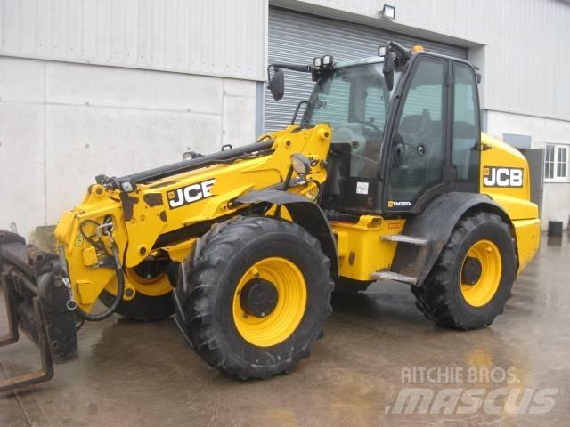 JCB TM 320 S مناولات متداخلة