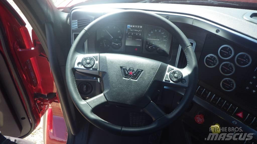 Western Star 49 X شاحنات بمقصورة وهيكل