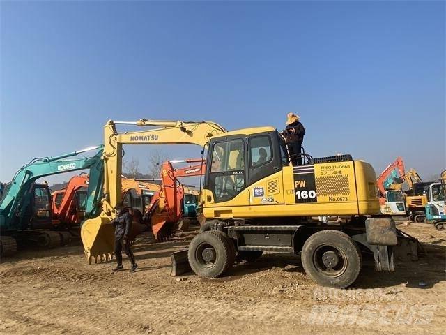 Komatsu PW160 حفارات زحافة